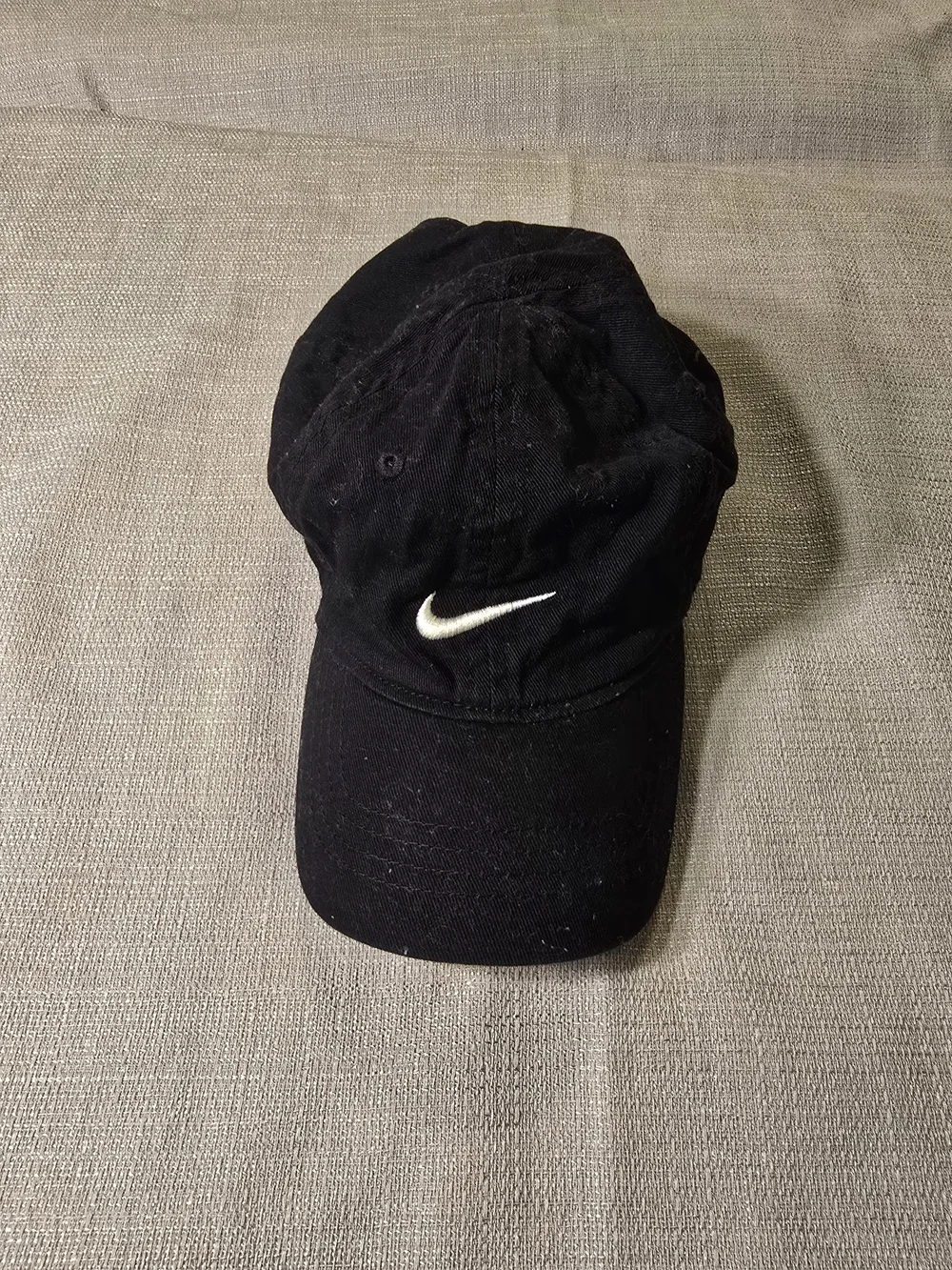 Nike Kids Black Baseball Cap White Swoosh Embroidered Adjustable Hat